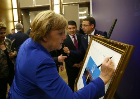 Obama solaxay, Putinlə Əliyev yan-yana...