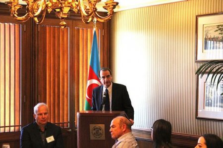 Baş konsul Amerika Yəhudi Komitəsinin fəalları qarşısında çıxış etdi