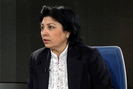 Terminologiya Komissiyası nazirliyin 