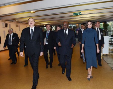 İlham Əliyev UNESCO Baş Konfransının Liderlər Forumunda