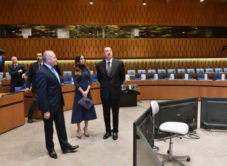 İlham Əliyev UNESCO Baş Konfransının Liderlər Forumunda
