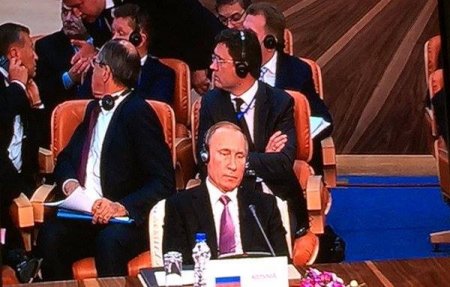 Putini İranda rüsvay etdilər