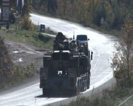 Türkiyə Suriya ilə sərhədə qoşun yeridir