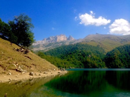 Naftalanda böyük süni göl yaradılır