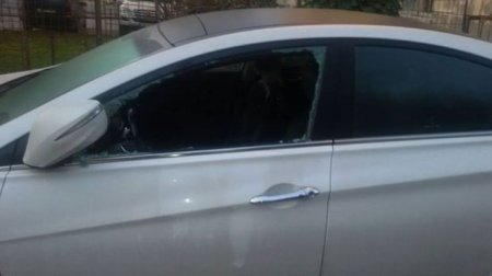 Bakıda vəkilin maşını qarət olundu