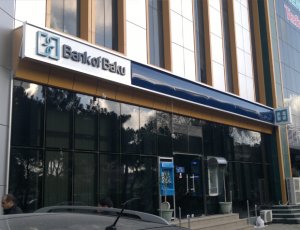 İtkin düşən və ölən neftçilərin kredit borcları silindi
