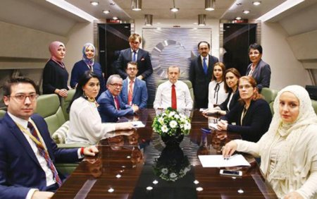 Azərbaycanlı jurnalist Ərdoğanın şəxsi təyyarəsində
