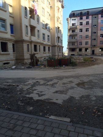 "Yeni şəhər" sakinləri SOCAR-dan şikayətçidir