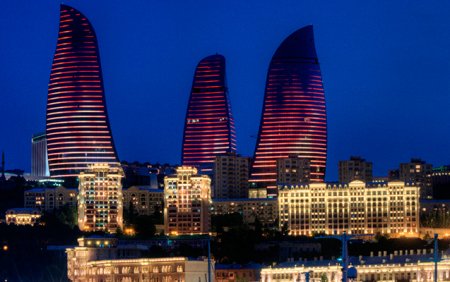Restoranların od püskürən yeni il şousu