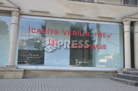 Bakıda mağazalar iflas edir