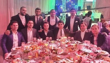 Ramiz Novruz nəvəsinə toy etdi