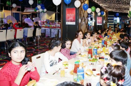 Mehriban Əliyeva uşaqlar üçün təşkil edilmiş şənlikdə
