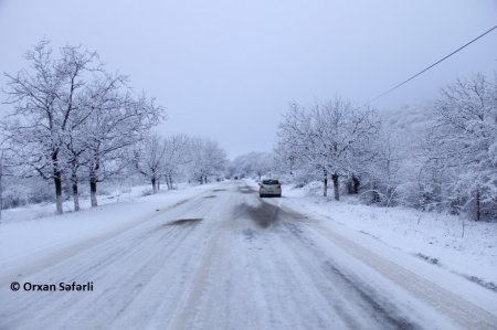Qusarda həyat "donub"