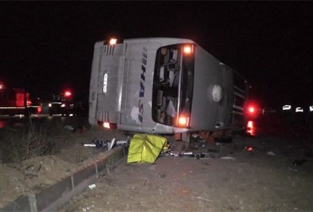 Türkiyədə avtobus aşdı: 6 nəfər ölüb