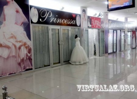 Böhran “toy bazarı”nı da vurdu: gəlinlik satılan mağazalara gələn yoxdur