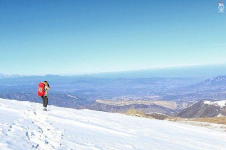 Rusiyalı turistlər Qarabağın Kirs dağına çıxdılar