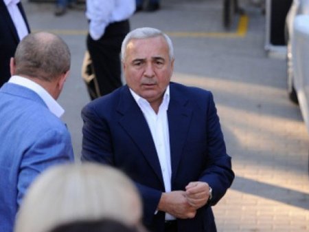 Milyarder Neftçalaya gəldi, əmr verdi