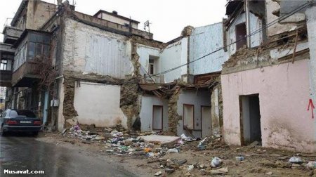 “Sovetski”də söküntü prosesi sürətləndi