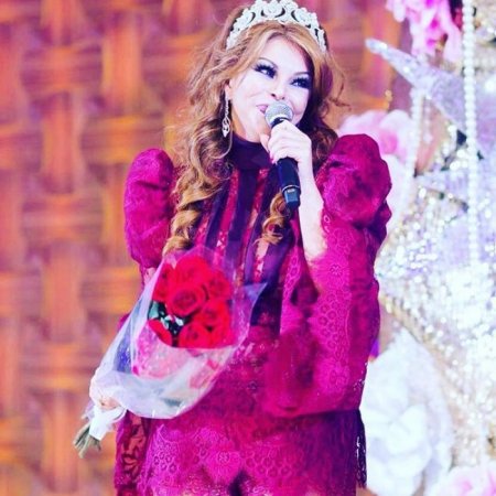 Xalq artistindən onu tənqid edənlərə biabırçı cavab