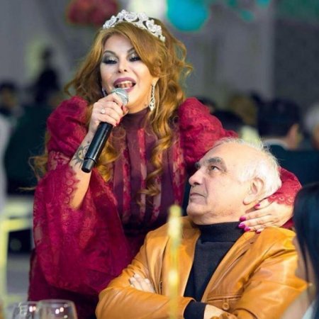 Xalq artistindən onu tənqid edənlərə biabırçı cavab