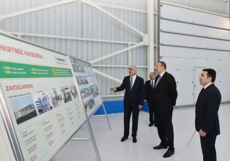 İlham Əliyev Bakıda yeni zavodun açılışında