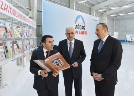İlham Əliyev Bakıda yeni zavodun açılışında