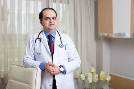 Tanınmış cərrahdan barəsindəki iddialara CAVAB