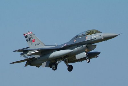 Türkiyə qırıcılarını döyüş vəziyyətinə gətirdi