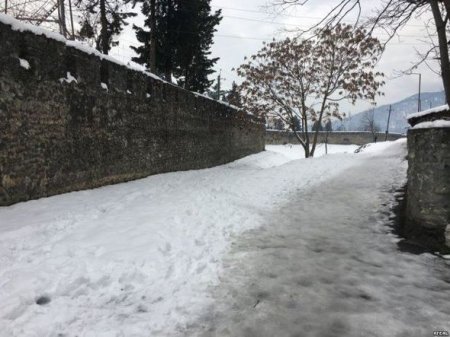 Zaqatala buz və qar əsarətində
