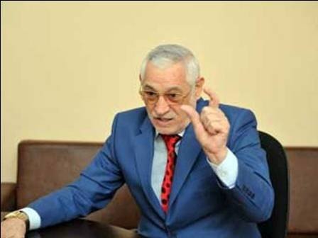 Şeyx Əbdül xalq artistlərinin qırğınından danışdı