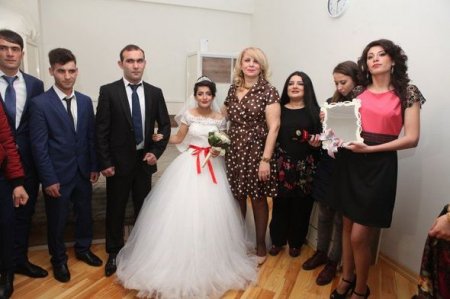 Nazirlik kimsəsiz gənclərə toy etdi