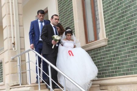 Nazirlik kimsəsiz gənclərə toy etdi