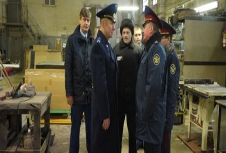 Həbsxanada Azərbaycan tütünündən gizli siqaret istehsalı