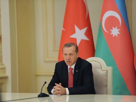 Ərdoğan Əliyevə zəng edib Bakı səfərini təxirə saldı