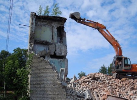 Sabunçuda 35 yaşayış binası söküləcək