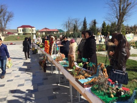 Salyan şəhər Heydər Əliyev parkında Novruzun gəlişinə həsr olunmuş ümumrayon bayram tədbiri keçirilib