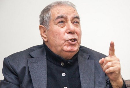 Əkrəm Əylisli: Aeroportun növbə rəisi izahatında göstərib ki, mən onu vurmuşam