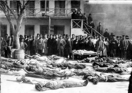 1918-ci il mart qırğınlarından dəhşətli görüntülər