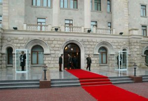 Müdafiə Nazirliyi: “Azərbaycan ordusu Xocavəndi (Martuni) tutmayıb”