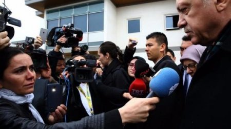 Ərdoğan ANS əməkdaşını nümunə göstərdi