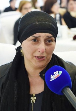 Mehriban Əliyeva şəhid anaları ilə görüşdə