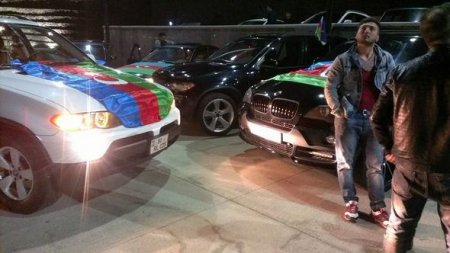 Bakıda avtomobillərin izdihamlı bayraq yürüşü