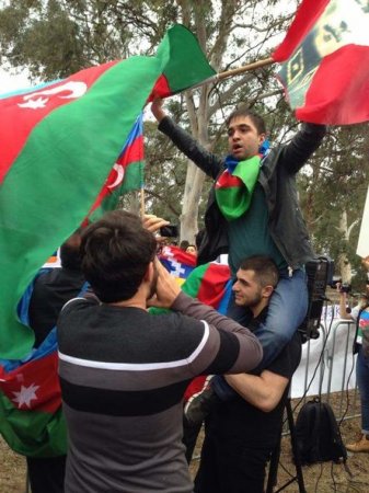 Avstraliyada azərbaycanlılarla ermənilər üz-üzə gəldi