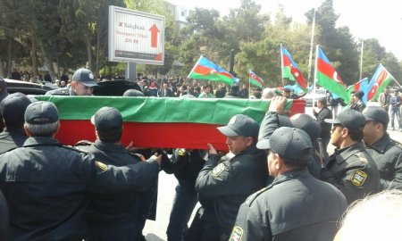 Sumqayıtda daha bir şəhid torpağa tapşırıldı
