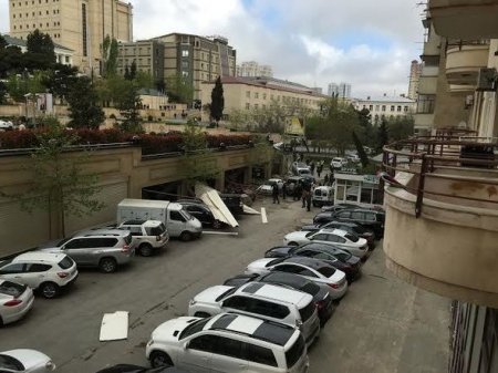 Bakıda bankın baş ofisinin anbarında partlayış