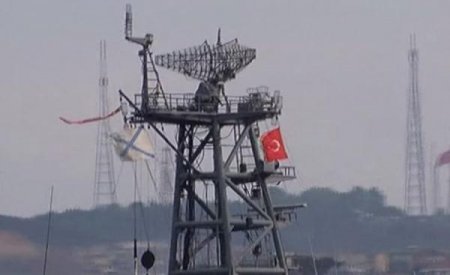 Rusiya gəmisi Türkiyə boğazından bu dəfə belə keçdi