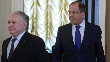 Lavrov və Nalbandyan Qarabağı müzakirə etdilər