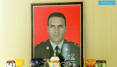 Polkovnik Murad Mirzəyevə Milli Qəhrəman adı verildi