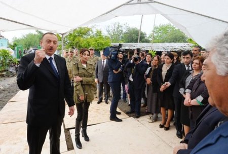 Prezident: Düşməndən qorxmadan burada öz torpağınızda yaşayın