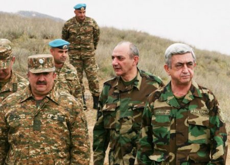 Ermənistan və qondarma rejim arasında böyük ziddiyyət